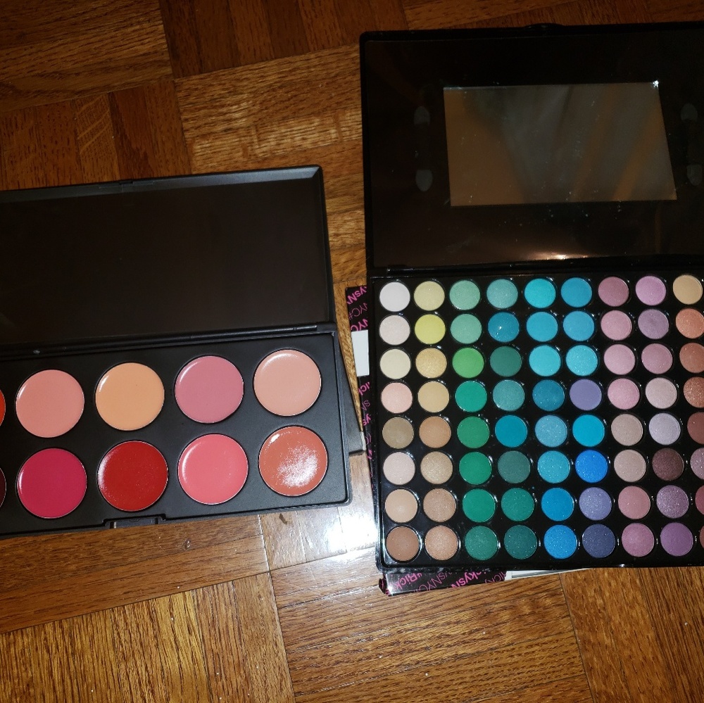 Lip Balm and Eyeshadow Kit